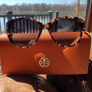 Tory Burch Sunglasses 😎🌞